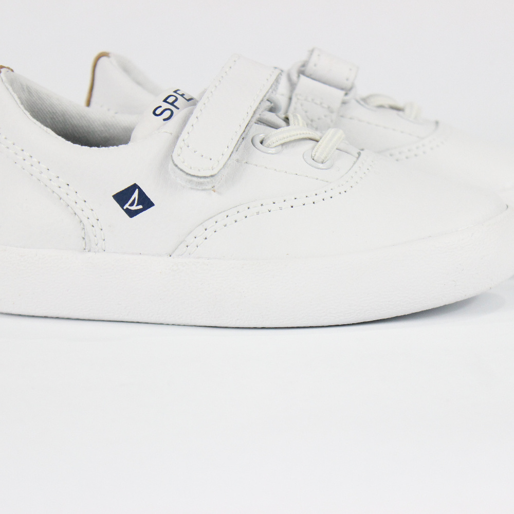 Sperry Boys Wahoo Tennis